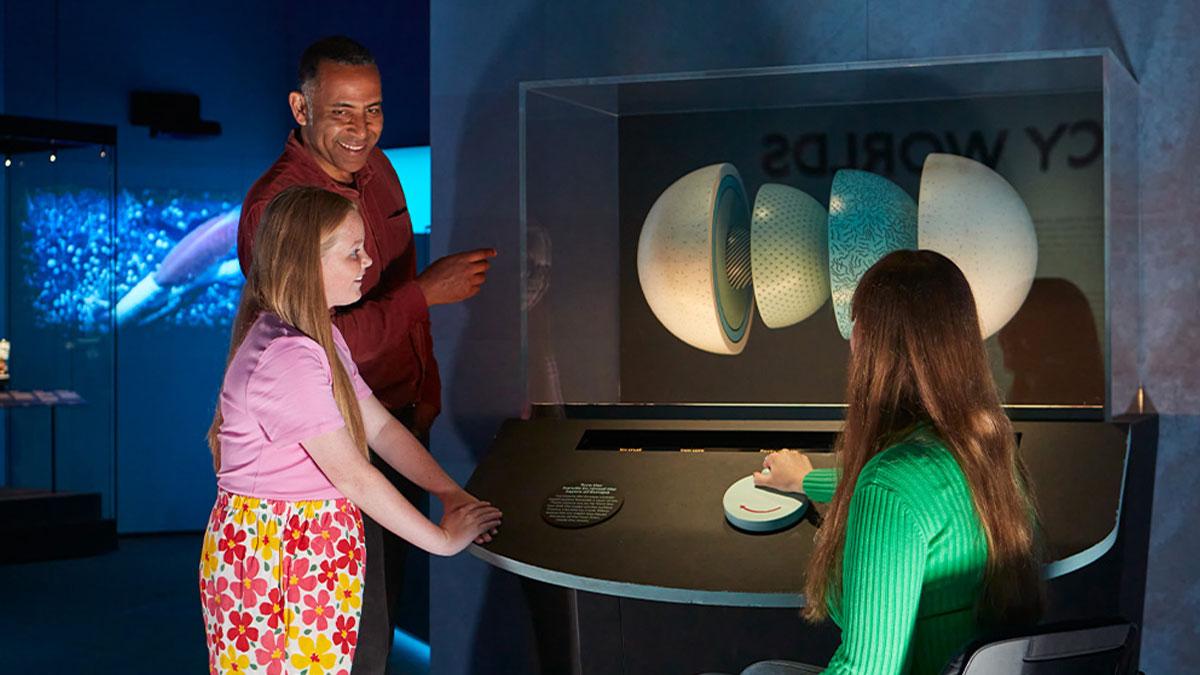 Win family tickets to the Natural History Museum Space Science Show with Priority Blue Mondays.