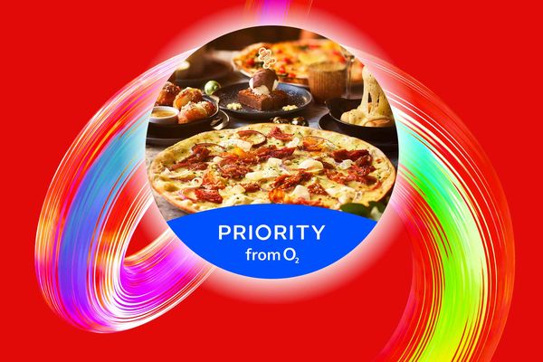 Virgin Media customers can get £10 off when they spend £20 on food at PizzaExpress with Priority from O2.