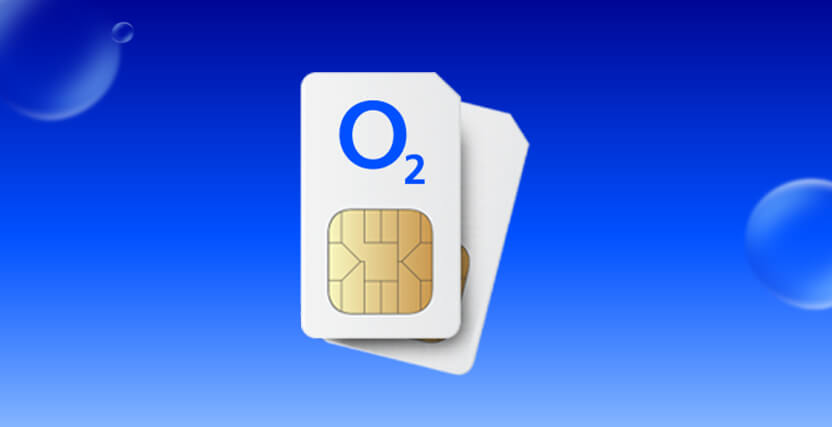 Two O2 SIM cards on a blue background with bubbles.
